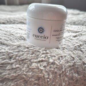 Moisturizer and Body Oil in White and Blue